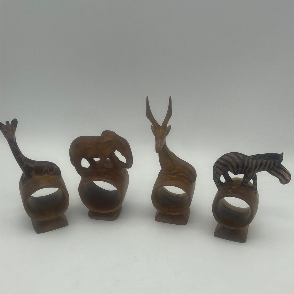 Safari Animal 4 Carved Wood Napkin Rings Jungle Zebra Giraffe Elephant Gazelle